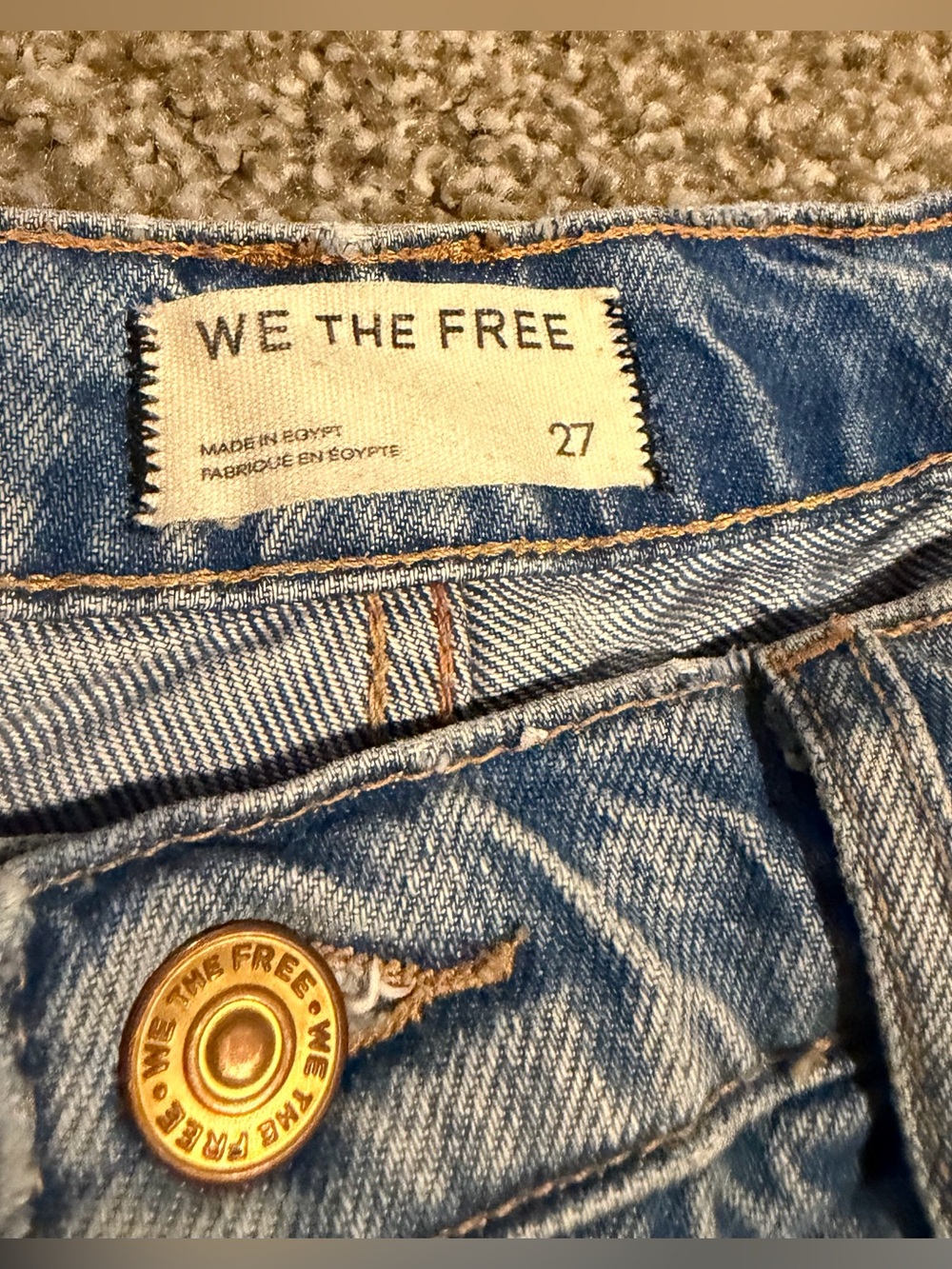 We The Free Faded Blue Barrel Good Luck Jeans - Picture 8 of 8